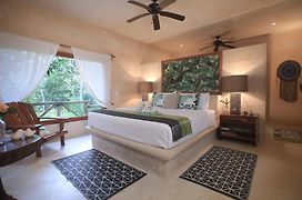 Cachito De Cielo Luxury Jungle Lodge