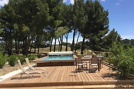 Ferme provençale traditionnelle avec piscine privée, dans un site naturel exceptionnel en campagne de Maussane les Alpilles, 8 personnes, LS1-314 MARCA