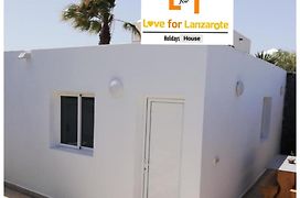 Love For Lanzarote Holidays House