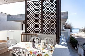 Torre Lapillo Apartment Sea View - Happy Rentals