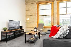 New York Style Loft With Parking Exchange District Coffee Gym