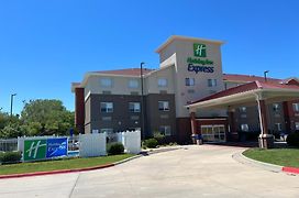 Holiday Inn Express - Wichita North - Park City, An Ihg Hotel
