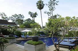 The Frangipani Villa Hotel II Siem Reap Exterior photo