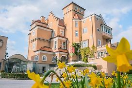 Hotel Schloss Monchstein