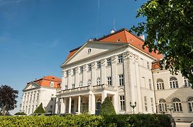 Austria Trend Hotel Schloss Wilhelminenberg Wien