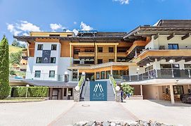 Saalbach Suites By Alps Resorts