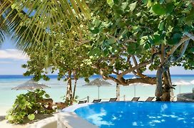 Grand Roatán Caribbean Resort