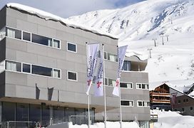Hotel Ski Austria St.Christoph A.A.
