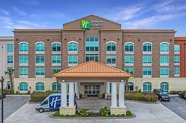 Holiday Inn Express And Suites North Charleston, An Ihg Hotel