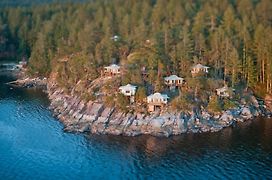 Rockwater Secret Cove Resort