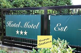 Hotel Motel Est