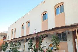 Al Deira Dahab Hotel