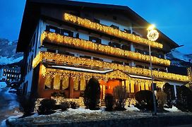 Hotel Albergo Dolomiti