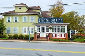 Channel Bass Inn And Restaurant