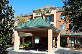 Courtyard By Marriott Valdosta