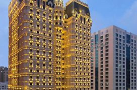 Royal Rose Abu Dhabi, A Curio By Hilton Affiliated Hotel