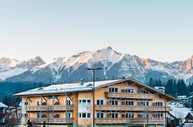 Henri Country House Seefeld (Adults Only)