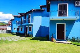 Casa Azul Perequê
