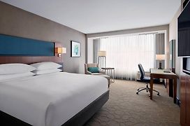 Delta Hotels By Marriott Milwaukee Northwest