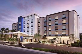 Fairfield Inn & Suites By Marriott Wellington-West Palm Beach