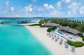 Le Meridien Maldives Resort & Spa