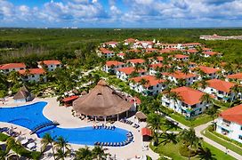 Ocean Maya Royale Adults Only