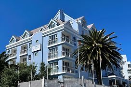The Bantry Bay Aparthotel By Totalstay