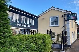Al Forno Restaurant & Inn