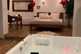 Love Room Unique - Sauna / Jacuzzi