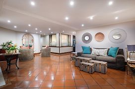 Protea Hotel By Marriott Johannesburg Balalaika Sandton
