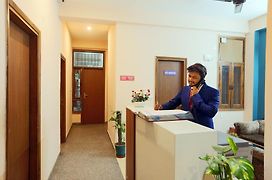 Hotel Ginger Palace - Corporate Stay Business Hotel