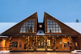 Grouse Mountain Lodge