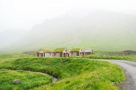 Mulafossur Cottages By Famous Waterfall In Gasadalur