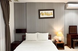 Hoang Yen Hotel - Phu My Hung