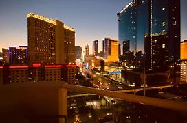 Strip & Sphere View! Privately Owned Condo Hotel-The Signature At Mgm