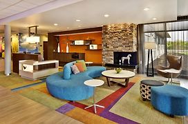 Fairfield Inn & Suites By Marriott Jeffersonville I-71