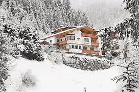 Heimat Apartments - Zillertal