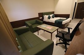 Greenotel Rooms Hazira, Surat