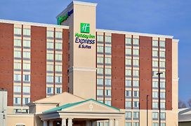 Holiday Inn Express Hotel & Suites Chatham South, An Ihg Hotel