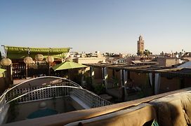 Maison Mk Adults Only - Music Riad