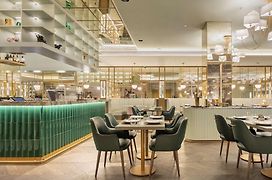 The Emerald House Lisbon - Curio Collection By Hilton