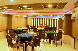 Hotel Royal Palm - A Budget Hotel In Udaipur