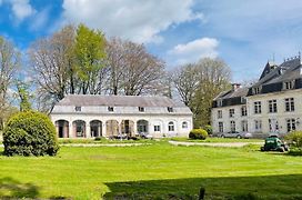 Chateau D'Humieres Holiday Cottage