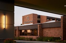 Sheraton Grand Rapids Airport Hotel