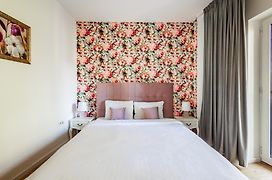 Victoria Central Apartments By Citybookings