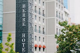 Mia Berre Hotels