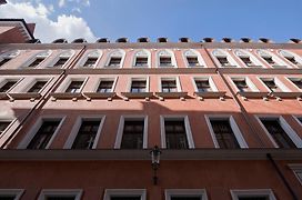 Palazzo Rosso Old Town