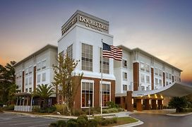 Doubletree By Hilton Hotel Savannah Airport