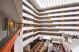 Embassy Suites By Hilton Baltimore At BWI Airport
