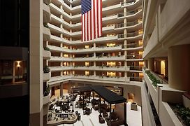 Embassy Suites By Hilton Crystal City National Airport
